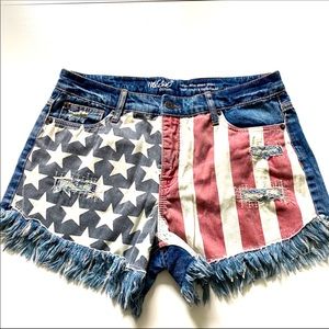 Super cute American flag Mossimo denim shorts